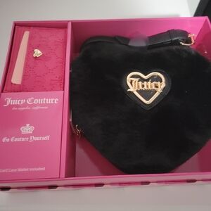 Juicy Couture purse and wallet set